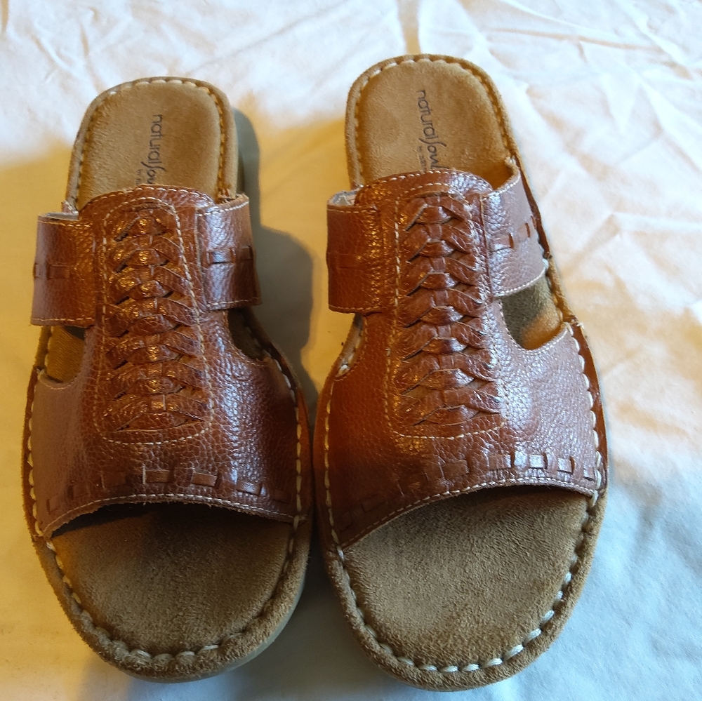 Natural Soul by Naturalizer leather sandals size 10